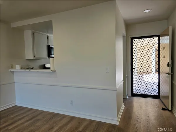 $3,500 | 3845 Farquhar Avenue, Unit 106, Los Alamitos, CA 90720
