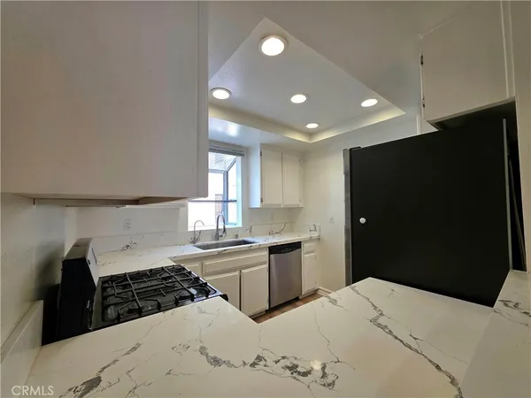 $3,500 | 3845 Farquhar Avenue, Unit 106, Los Alamitos, CA 90720