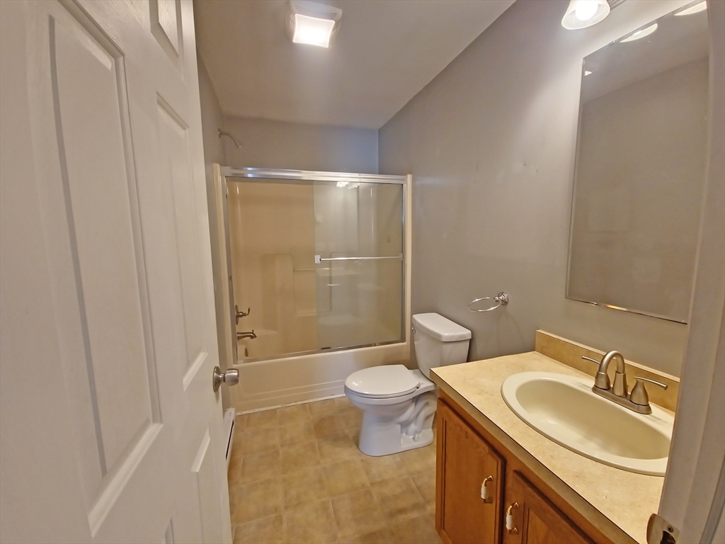 28 Brooks Street Worcester, MA 01606 - Photo 12 of 12