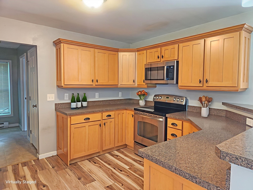 28 Brooks Street Worcester, MA 01606 - Photo 6 of 12