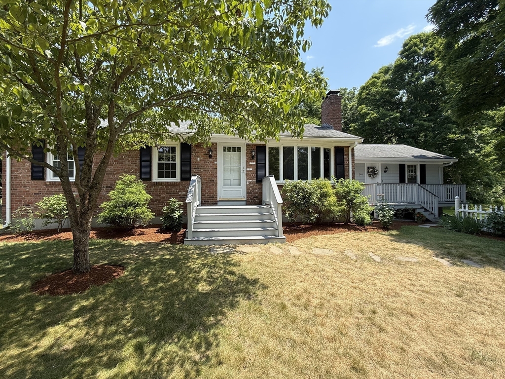 344 Old Post Road North Attleboro, MA 02760 - Photo 3 of 42