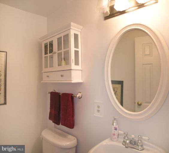 11310 Fieldstone Lane Reston, VA 20191 - Photo 17 of 30 Half Bath 1