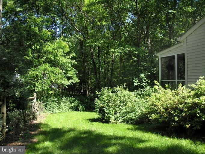 11310 Fieldstone Lane Reston, VA 20191 - Photo 4 of 30 Exterior #2