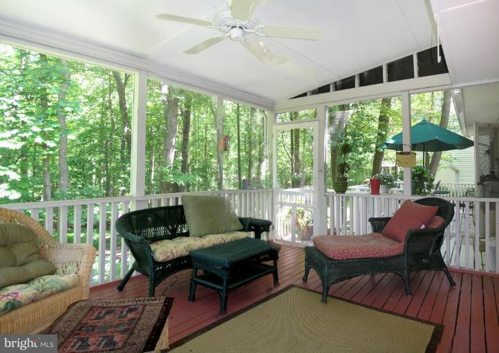 11310 Fieldstone Lane Reston, VA 20191 - Photo 7 of 30 Screened-in Porch