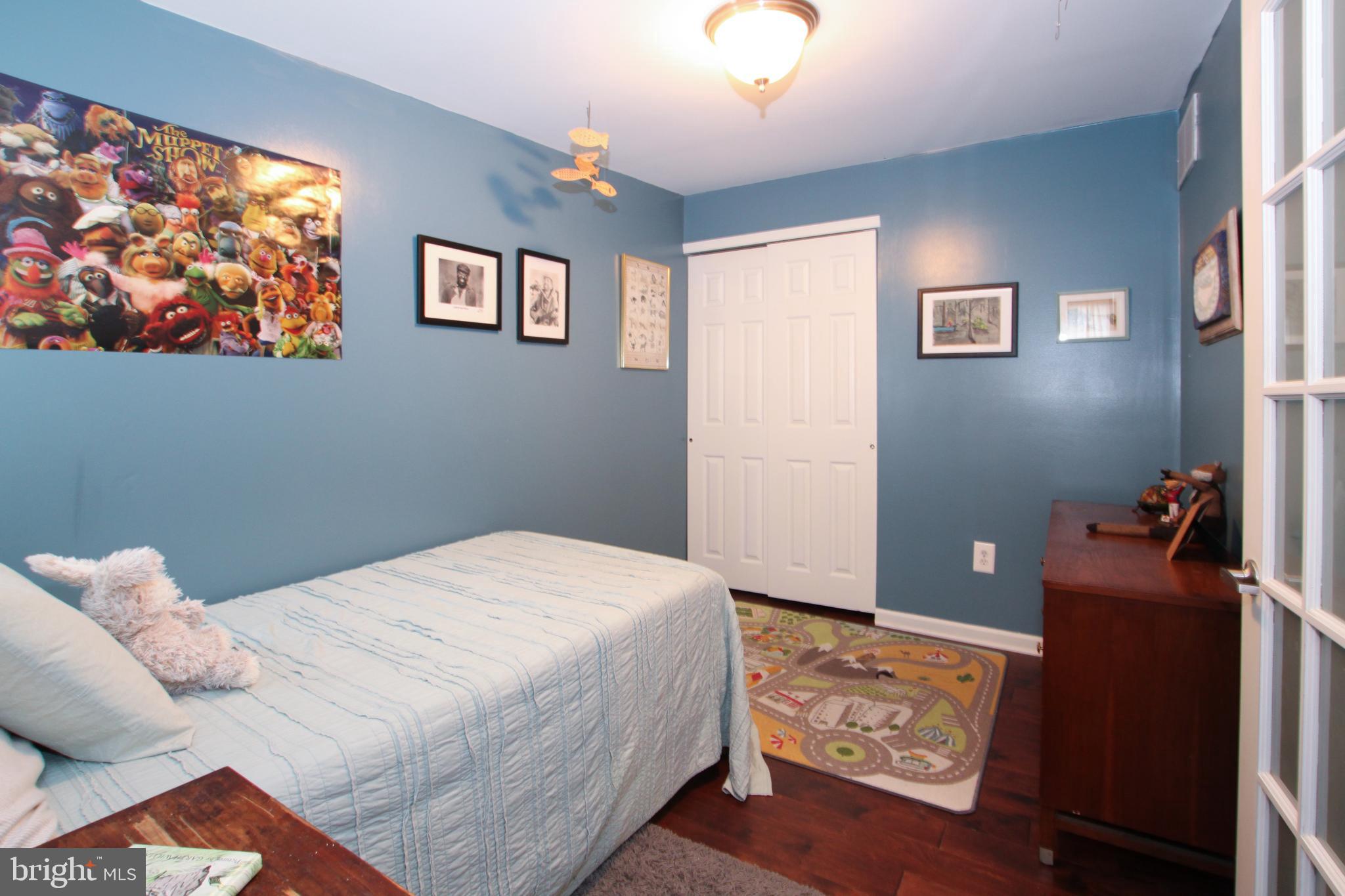 140 McClellan Street Philadelphia, PA 19148 - Photo 9 of 16 Second Bedroom