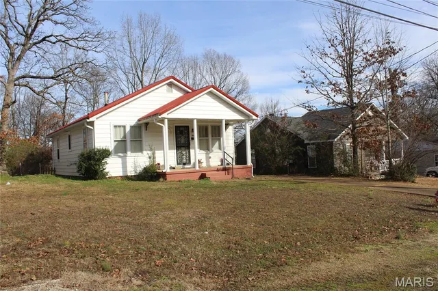 $94,500 | 925 Kendall Drive, Poplar Bluff, MO 63901