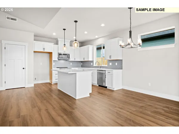 $599,900 | 676 Northeast Saling Drive West, Unit 96, Estacada, OR 97023