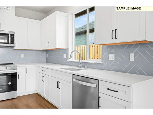 $599,900 | 676 Northeast Saling Drive West, Unit 96, Estacada, OR 97023