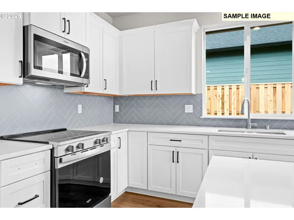 $599,900 | 676 Northeast Saling Drive West, Unit 96, Estacada, OR 97023