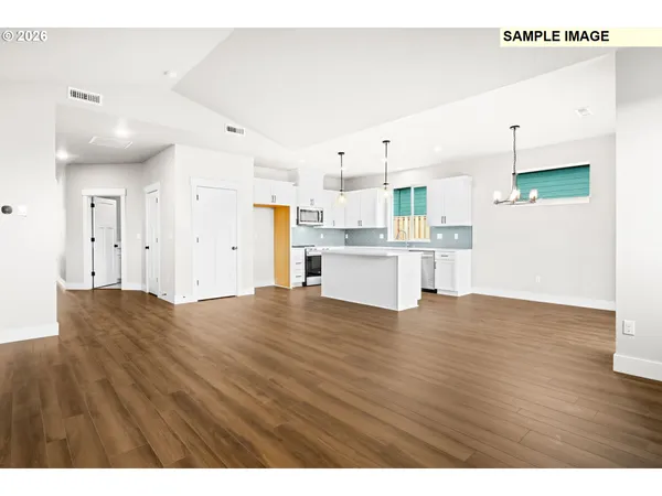 $599,900 | 676 Northeast Saling Drive West, Unit 96, Estacada, OR 97023