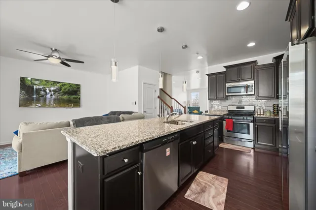 $3,500 | 9411 Geaton Park Place, Lanham, MD 20706