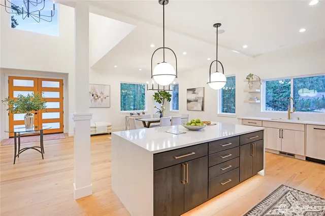 $3,699,000 | 12226 Northeast 70th Street, Kirkland, WA 98033
