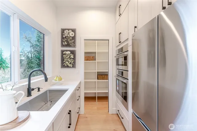 $3,699,000 | 12226 Northeast 70th Street, Kirkland, WA 98033