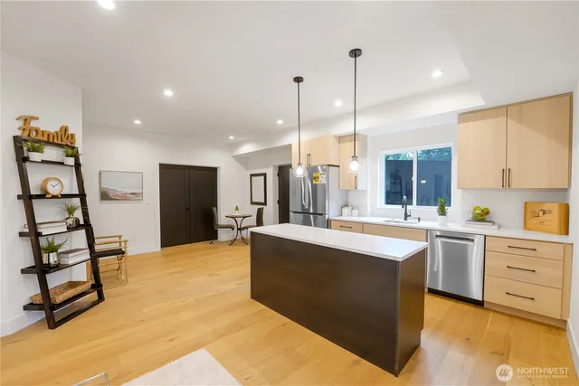 $3,699,000 | 12226 Northeast 70th Street, Kirkland, WA 98033