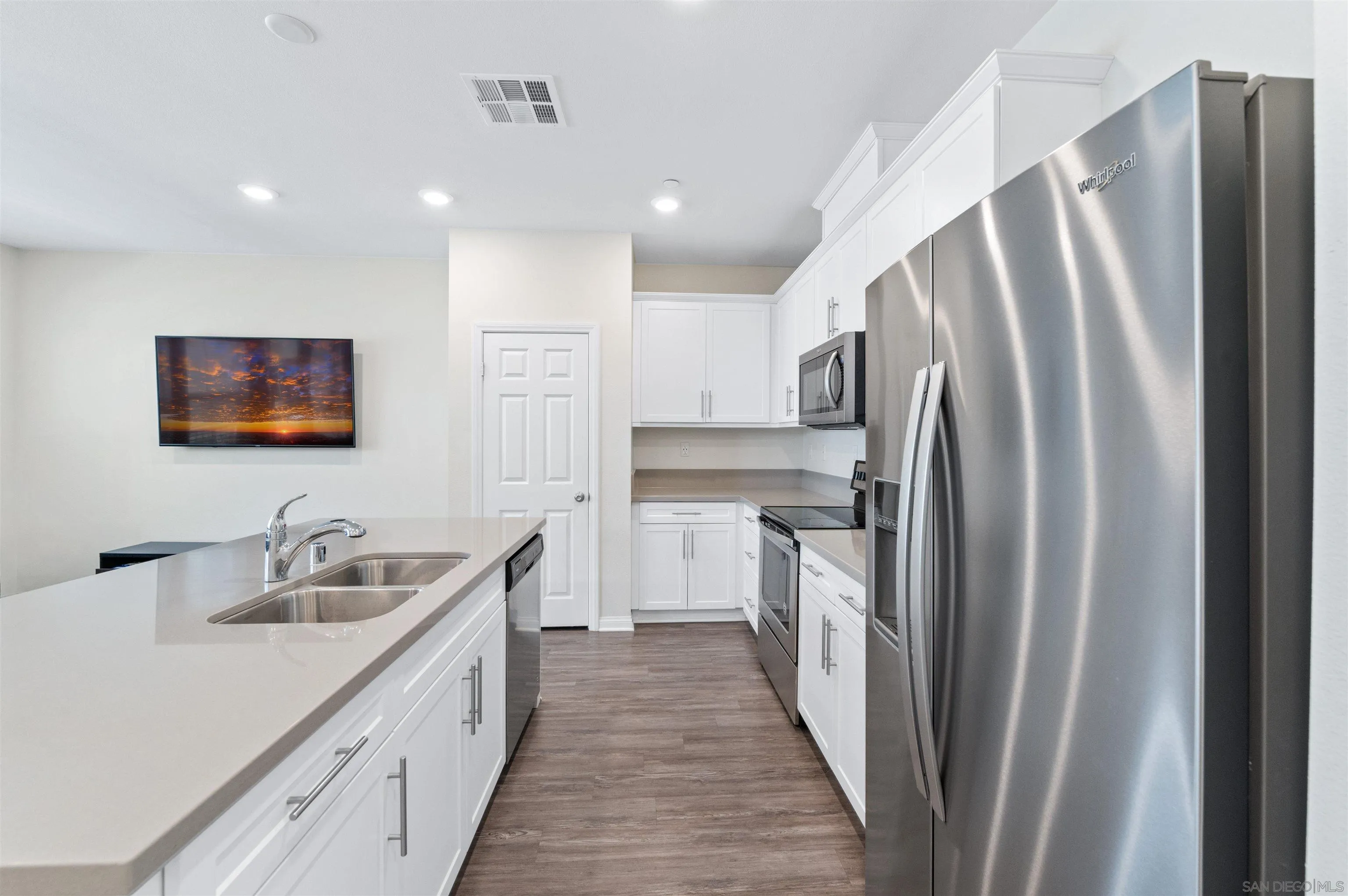 344 Fitzpatrick Road, Unit 104 San Marcos, CA 92069 - Photo 11 of 37 Gallery Image 11