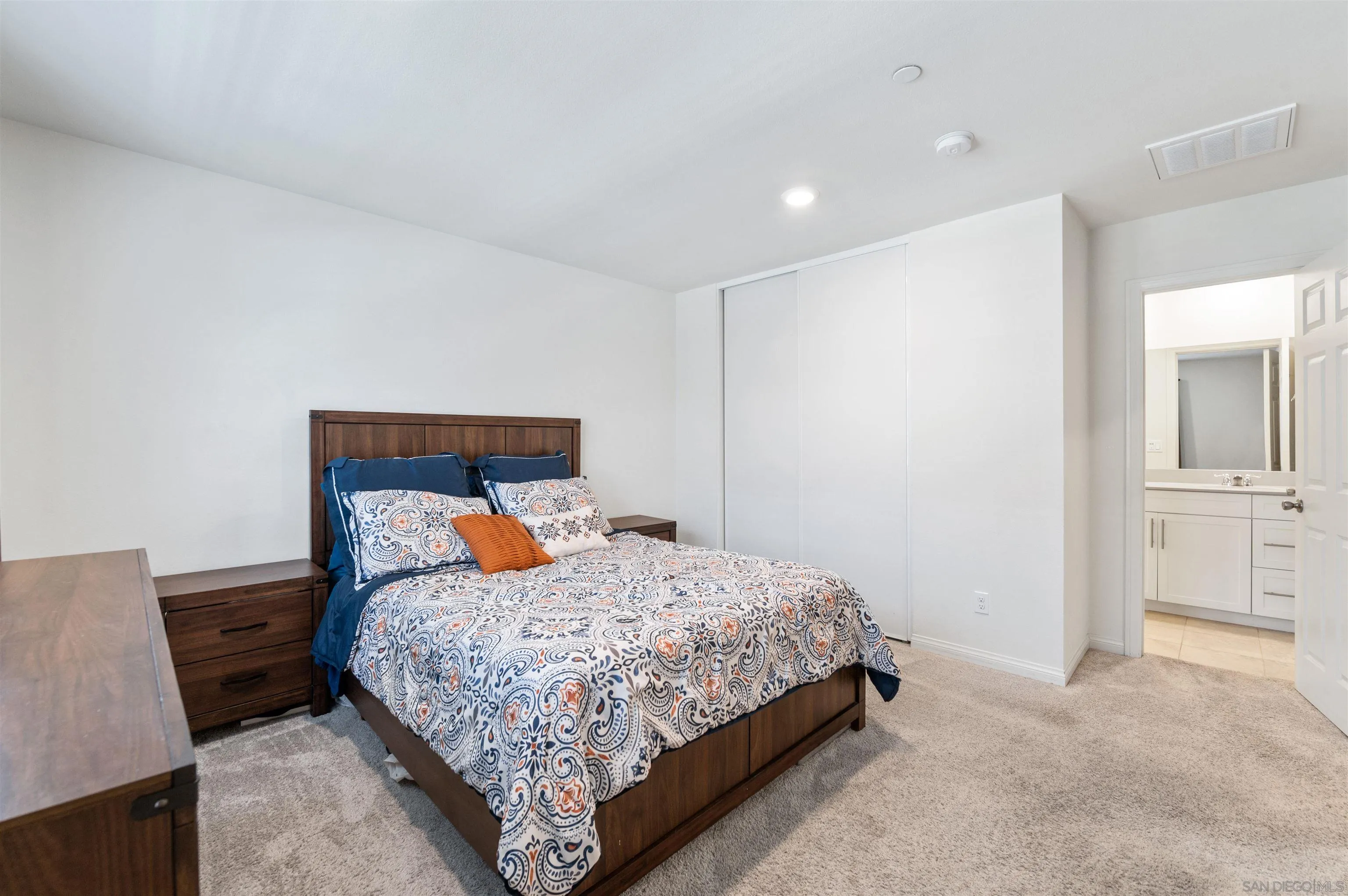 344 Fitzpatrick Road, Unit 104 San Marcos, CA 92069 - Photo 16 of 37 Gallery Image 16