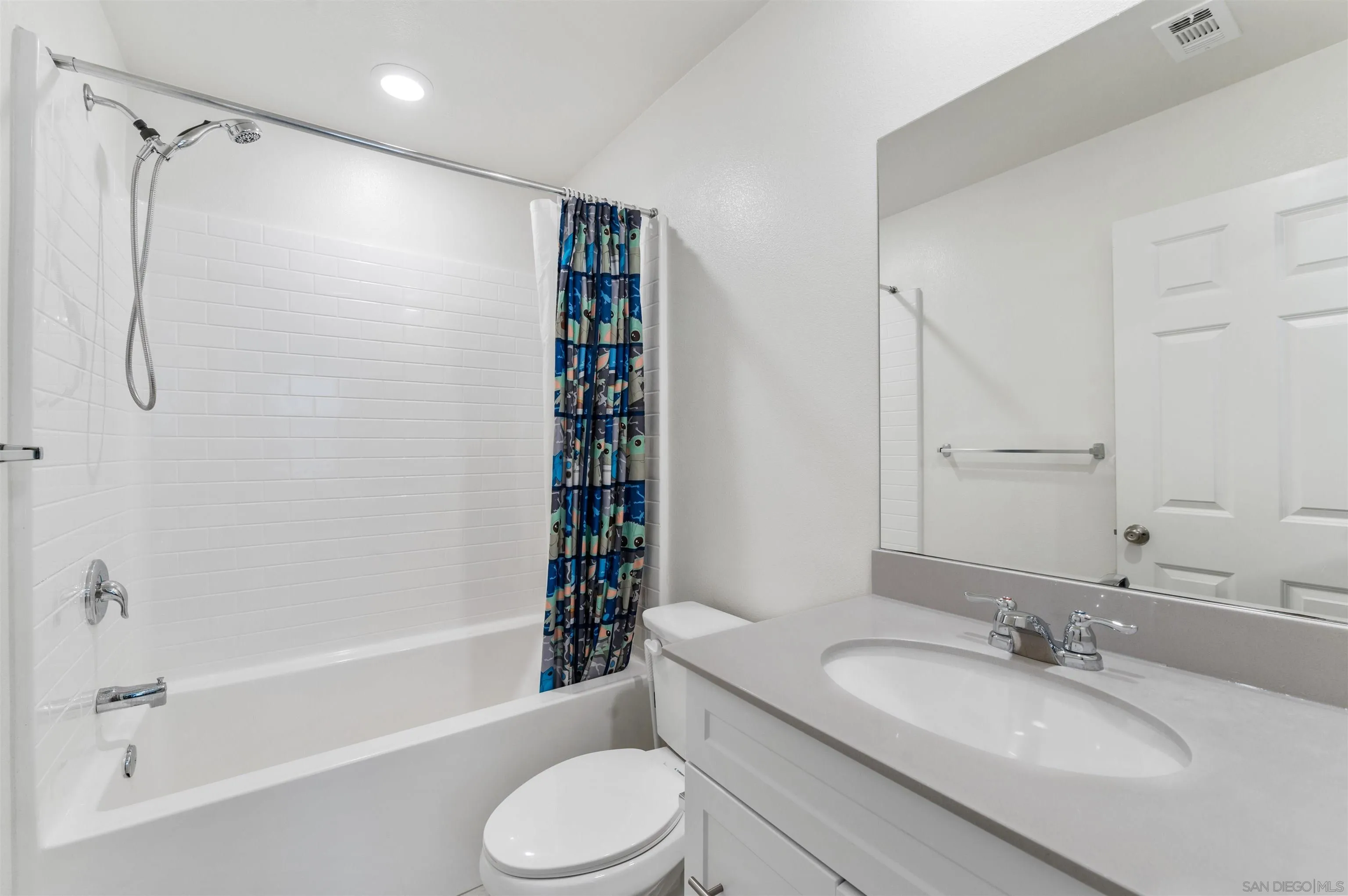 344 Fitzpatrick Road, Unit 104 San Marcos, CA 92069 - Photo 17 of 37 Gallery Image 17