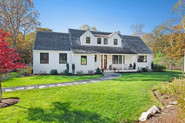 $3,500,000 | 27 Clambelly Road, Chilmark, MA 02535