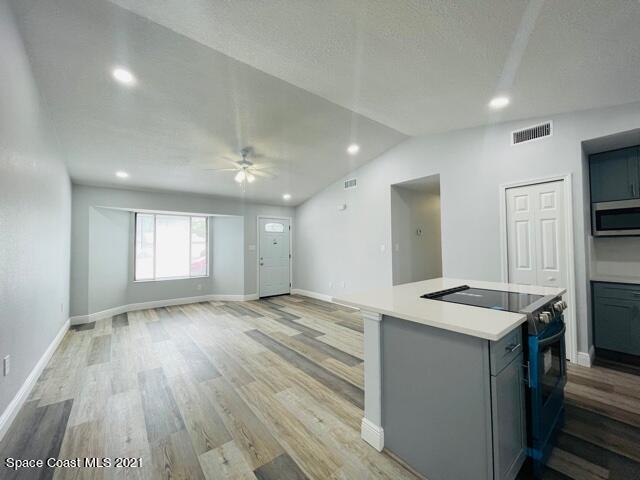 164 Angelo Road Southeast Palm Bay, FL 32909 - Photo 4 of 13 IMG_4569