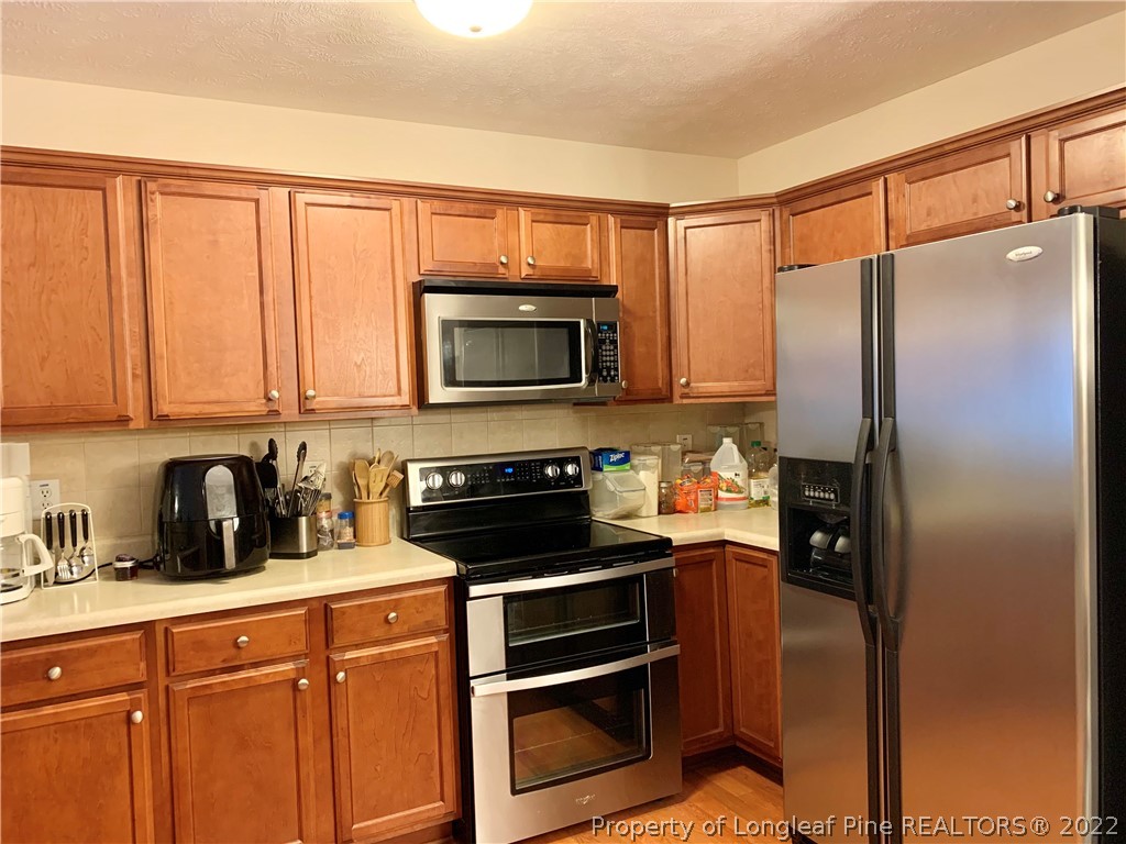 6621 Valley Falls Road Hope Mills, NC 28348 - Photo 11 of 27 Gallery Image 11