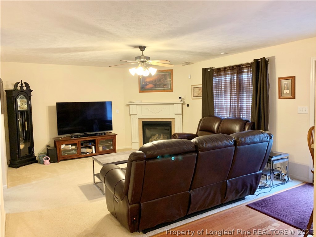 6621 Valley Falls Road Hope Mills, NC 28348 - Photo 7 of 27 Gallery Image 7