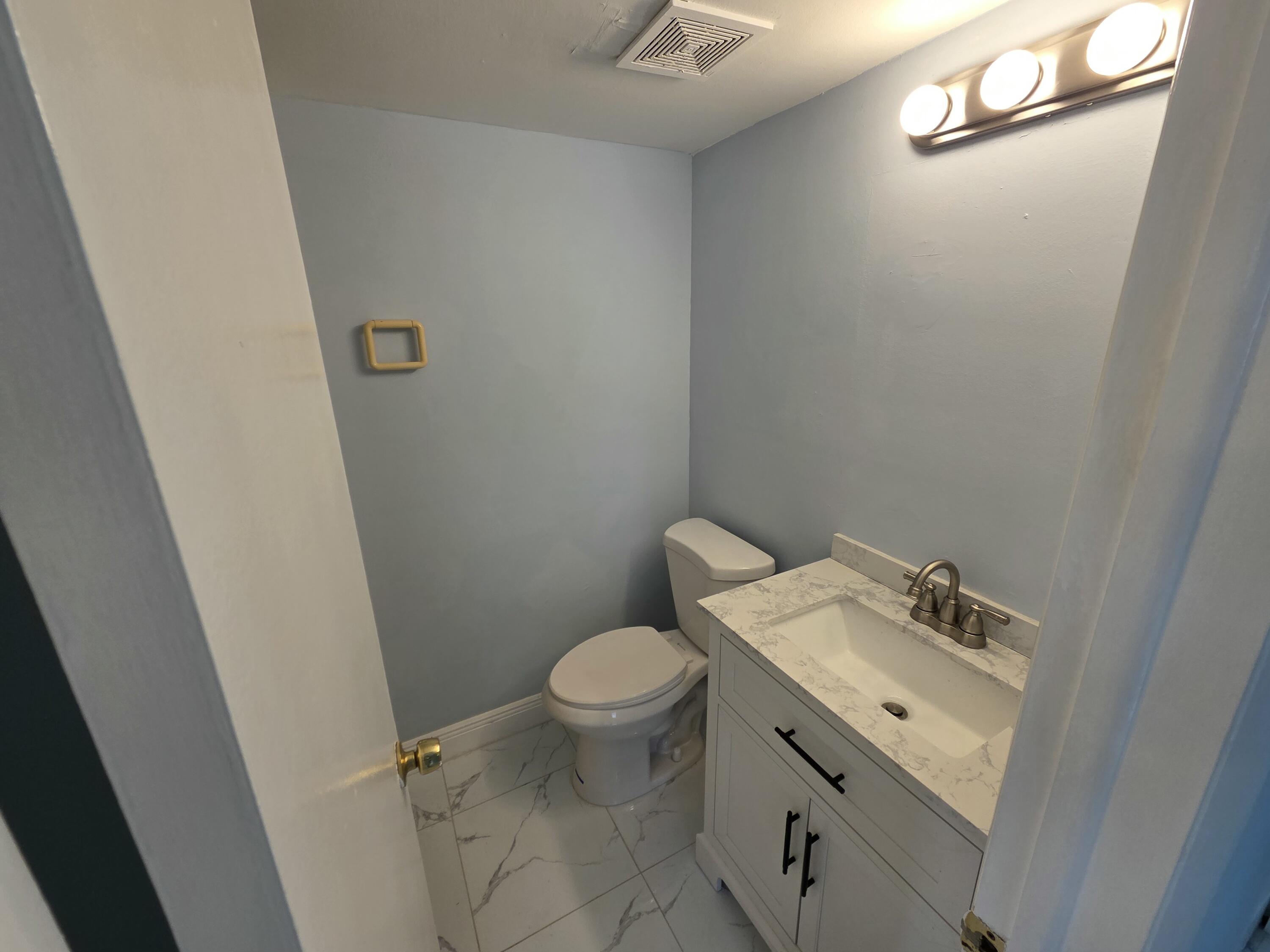 717 Highway 1, Unit 412 Jupiter, FL 33477 - Photo 5 of 13 1000025831
