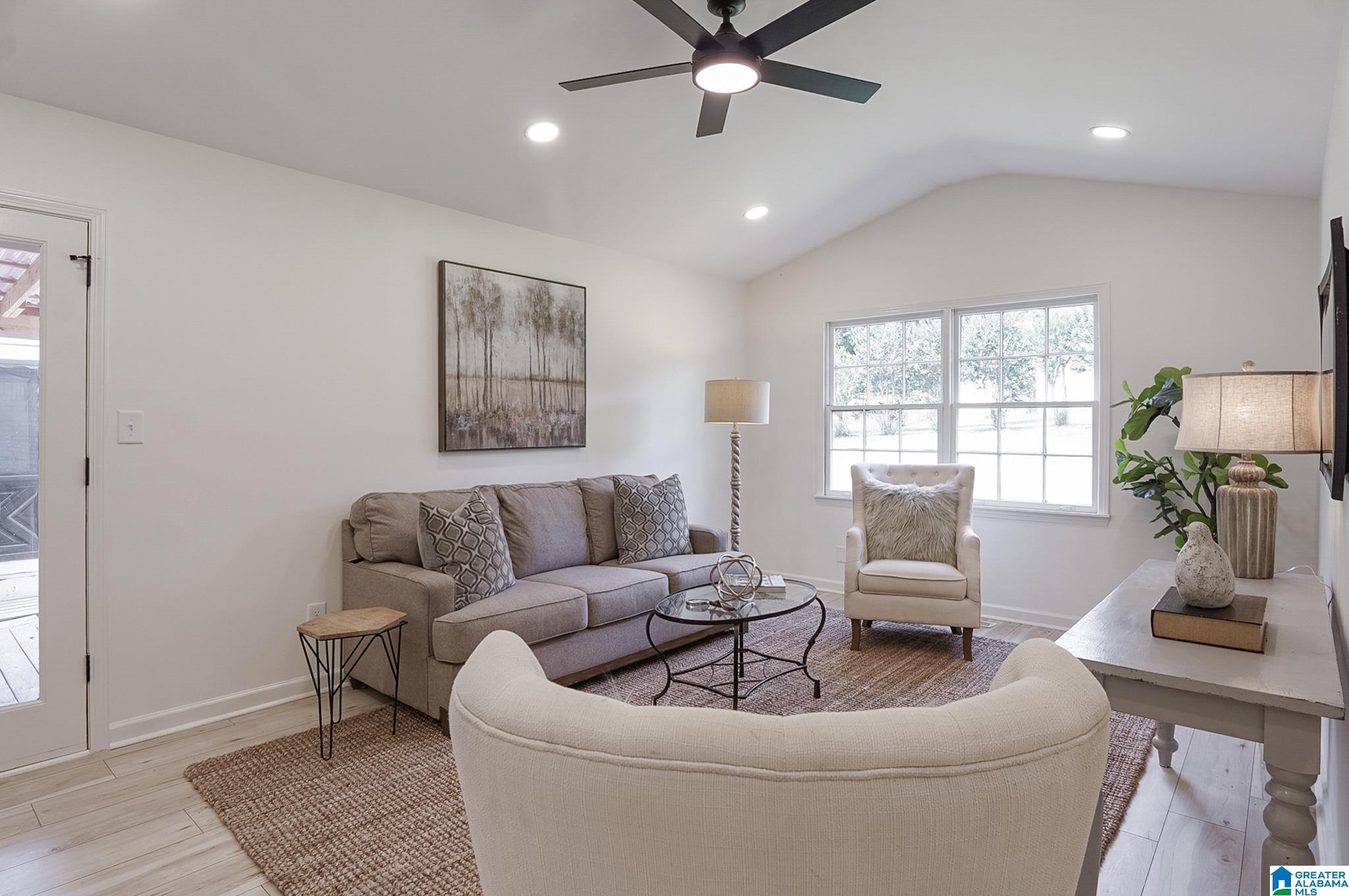 412 10th Street Southwest Alabaster, AL 35007 - Photo 16 of 37