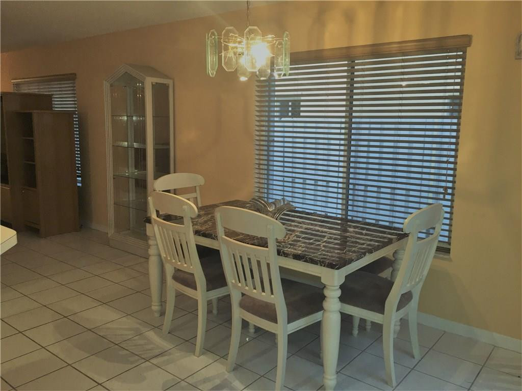 503 Talavera Road Weston, FL 33326 - Photo 4 of 19 Photo 4