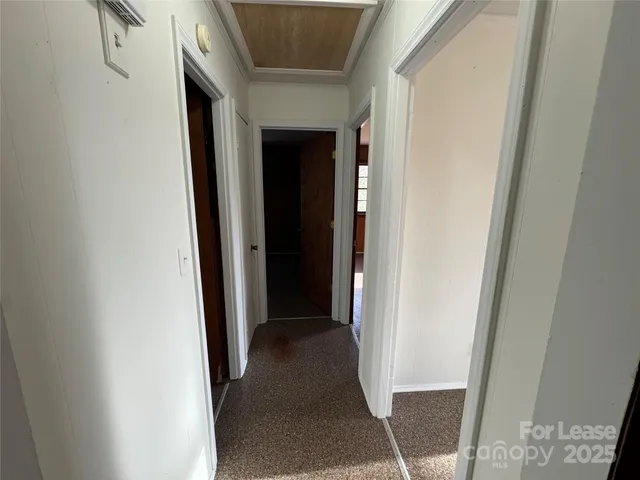 $950 | 215 Nutall Drive, Mount Holly, NC 28120