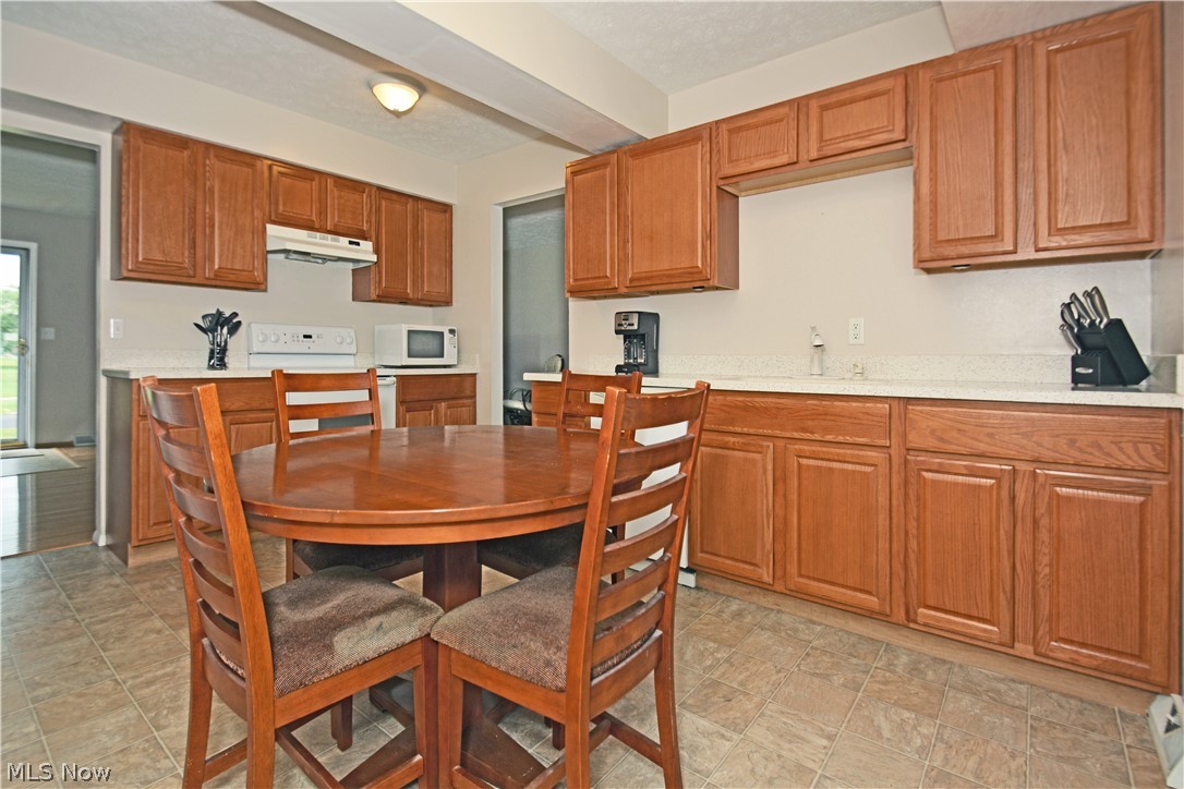 7310 Ames Road Parma, OH 44130 - Photo 11 of 29