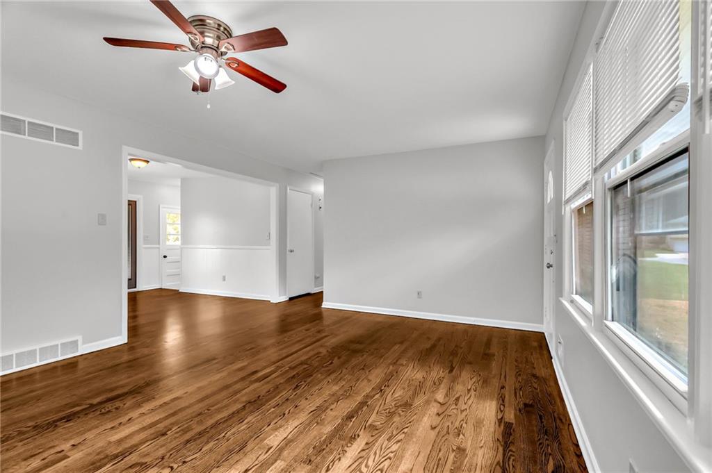 403 Northwest Lakeview Road Blue Springs, MO 64014 - Photo 6 of 30