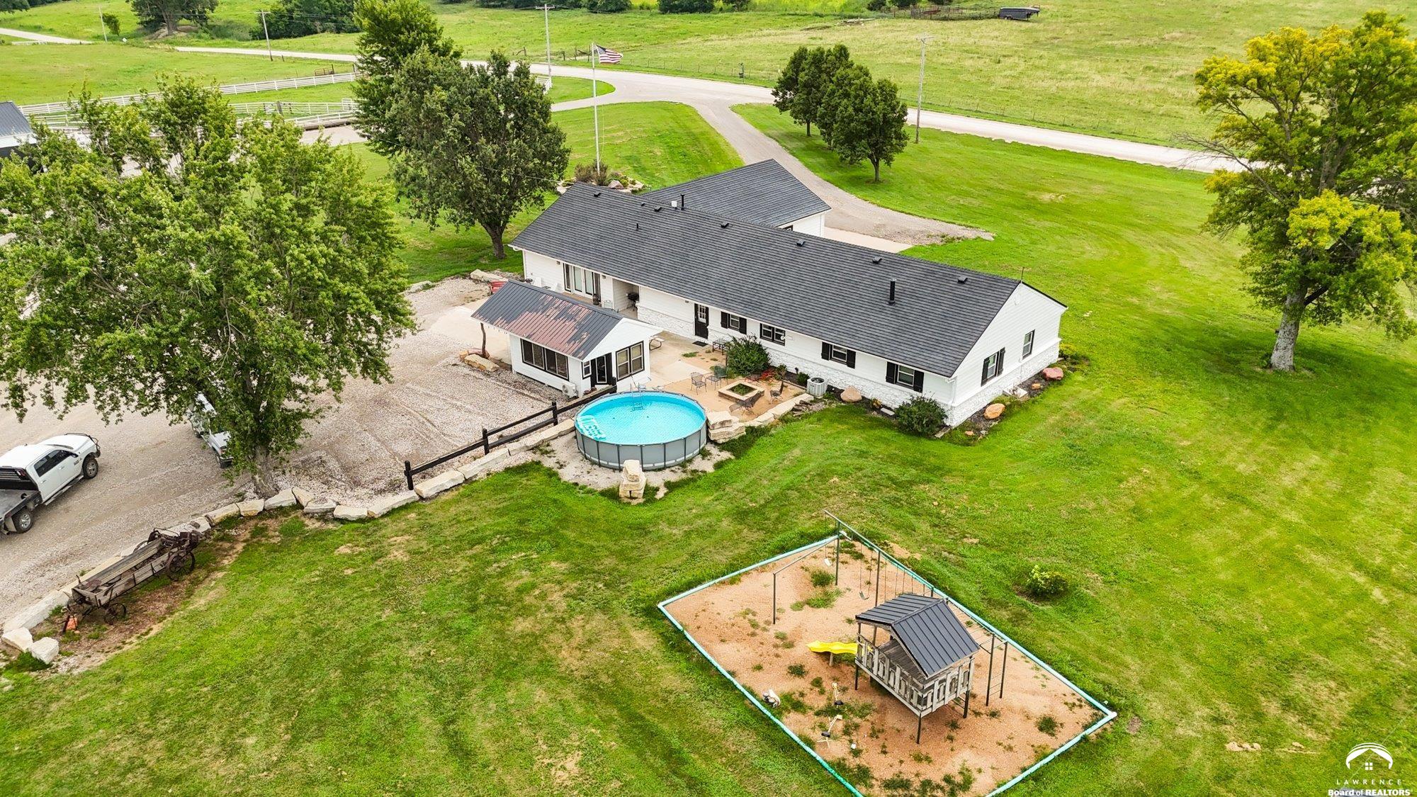 198 North 1250th Road Berryton, KS 66409 - Photo 25 of 46 Gallery Image 25