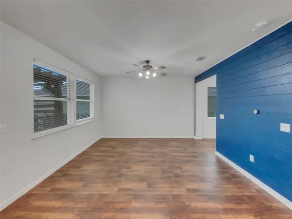 $260,000 | 717 Twisted Oaks Lane, Buda, TX 78610