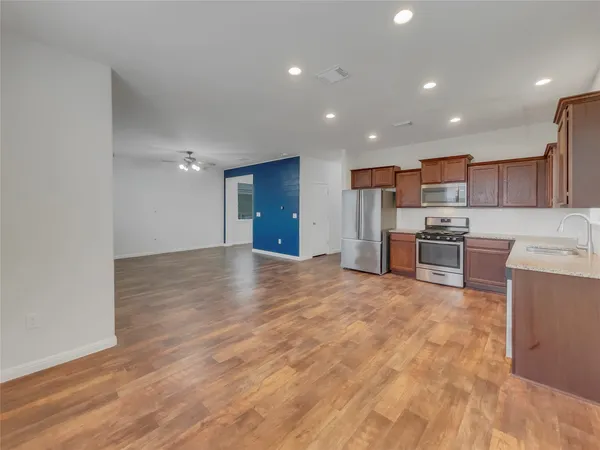 $260,000 | 717 Twisted Oaks Lane, Buda, TX 78610