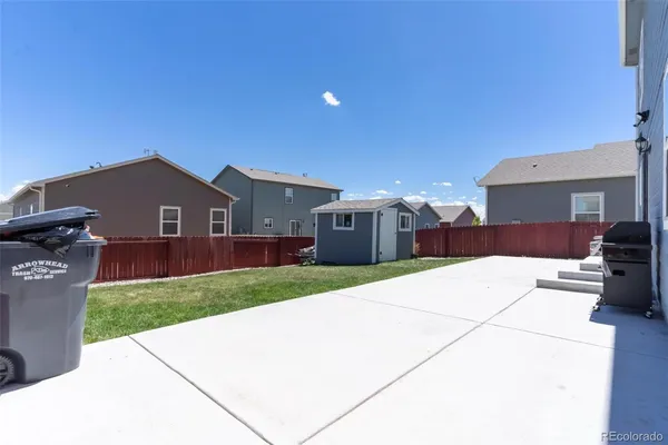 a house view with a outdoor space