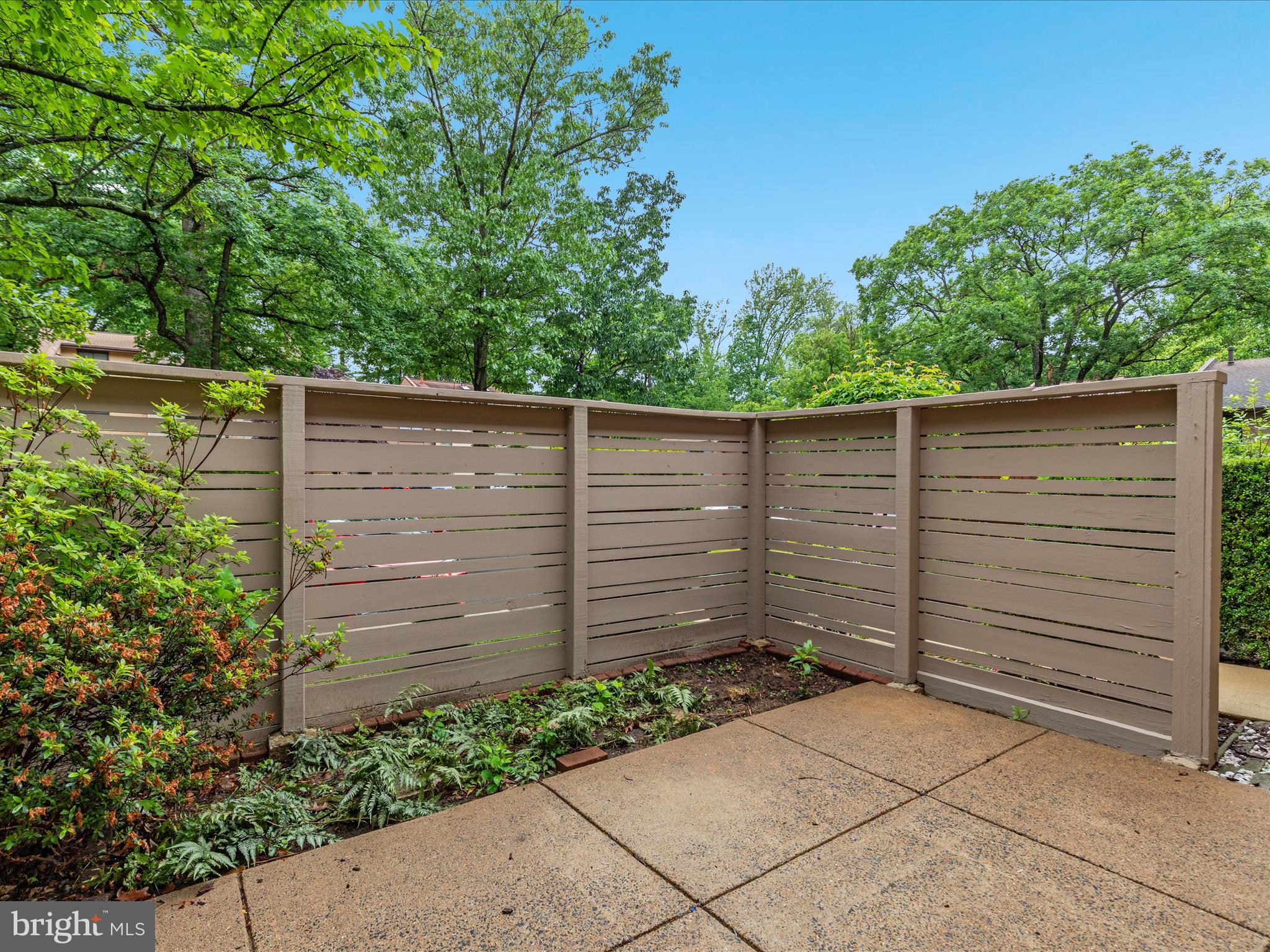 11726 Indian Ridge Road Reston, VA 20191 - Photo 3 of 67 Private front patio