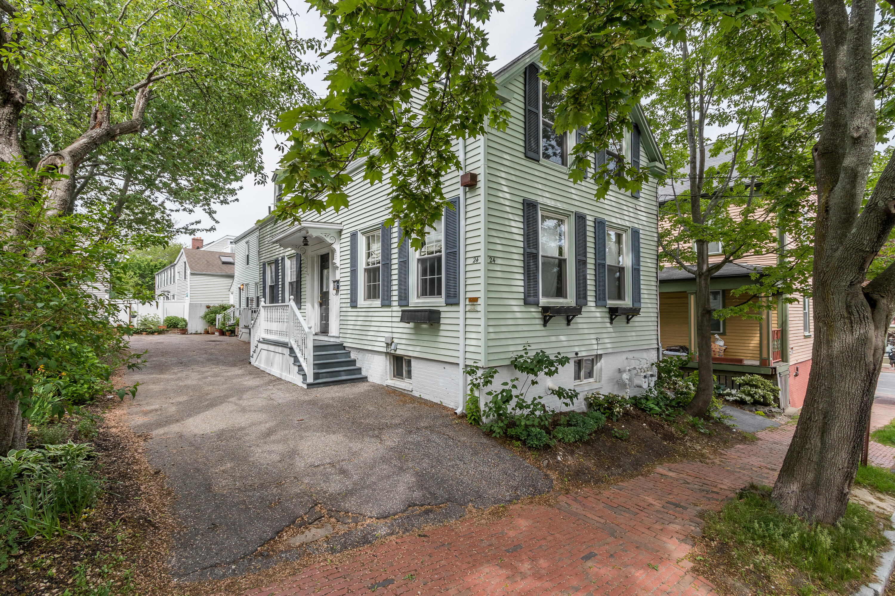 24 Hanover Street, Unit A Portland, ME 04101 - Photo 1 of 62 20210528EG-72001