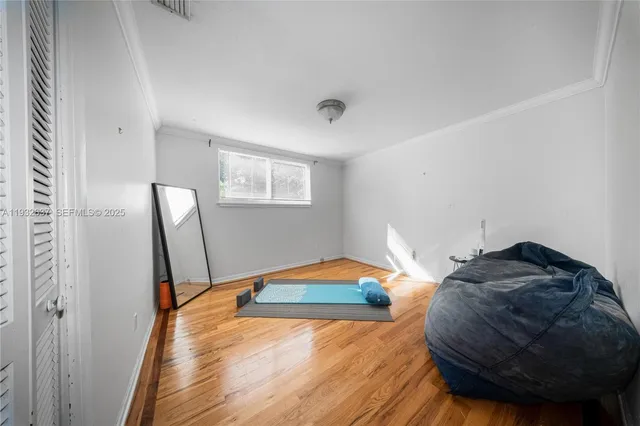 $2,000,000 | 10900 Southwest 90th Avenue, Miami, FL 33176