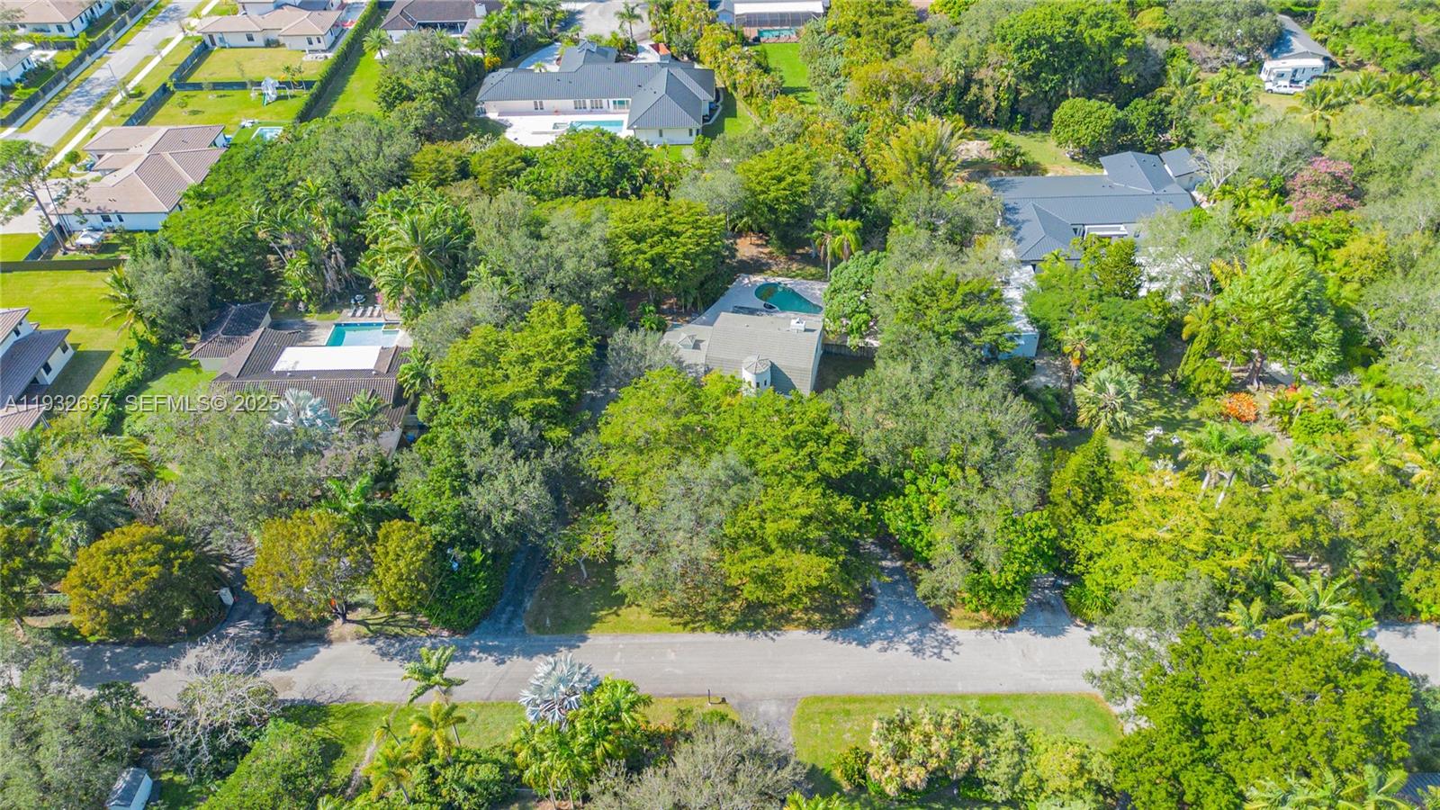 10900 Southwest 90th Avenue Miami, FL 33176 - Photo 48 of 49