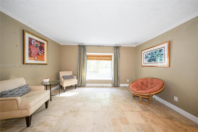 $1,850,000 | 10900 Southwest 90th Avenue, Miami, FL 33176