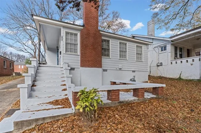 $2,100 | 449 10th Street Northwest, Atlanta, GA 30318