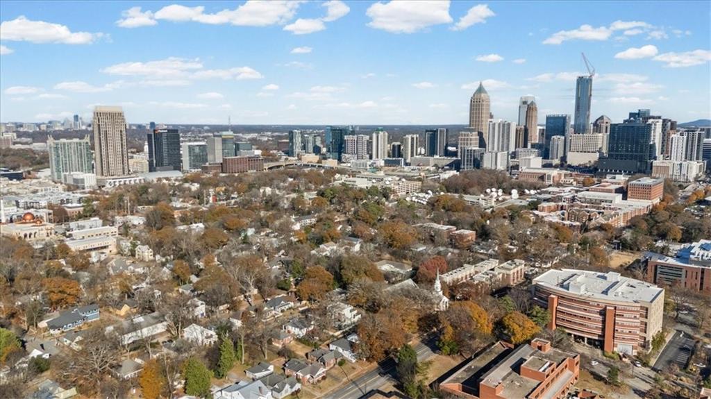 449 10th Street Northwest Atlanta, GA 30318 - Photo 36 of 40 a view of a city