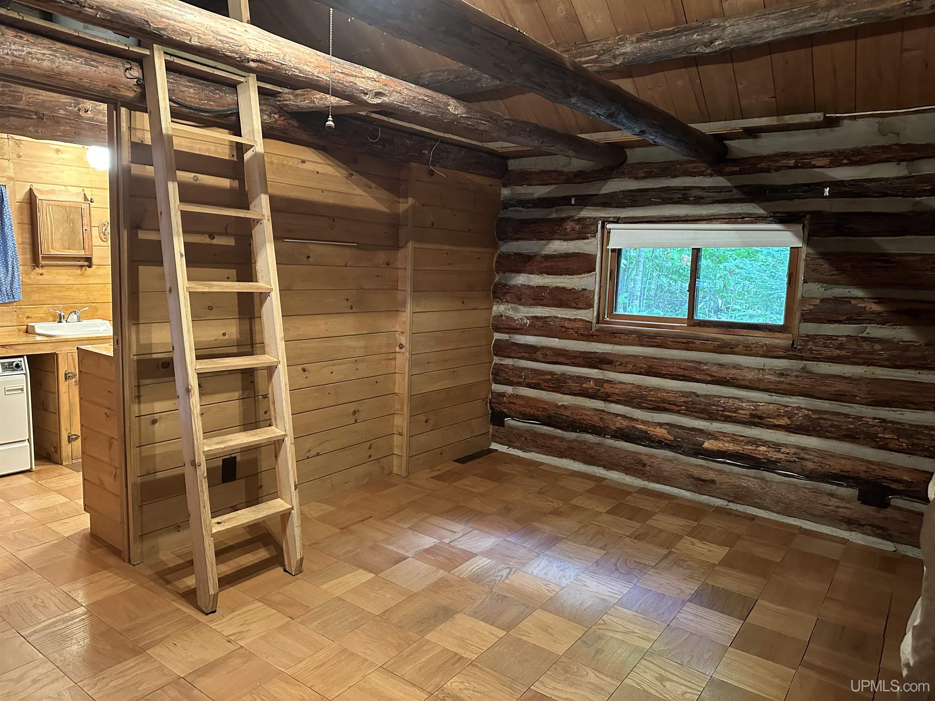 10695 Government Road Manistique, MI 49854 - Photo 14 of 47