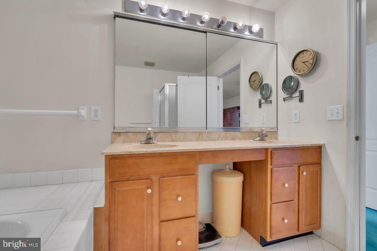 31 Granite Road Hightstown, NJ 08520 - Photo 30 of 43 primary ensuite