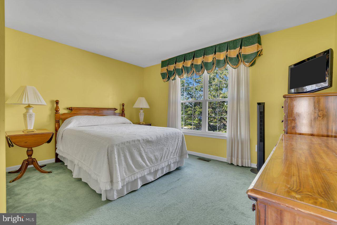 31 Granite Road Hightstown, NJ 08520 - Photo 33 of 43 bed 3