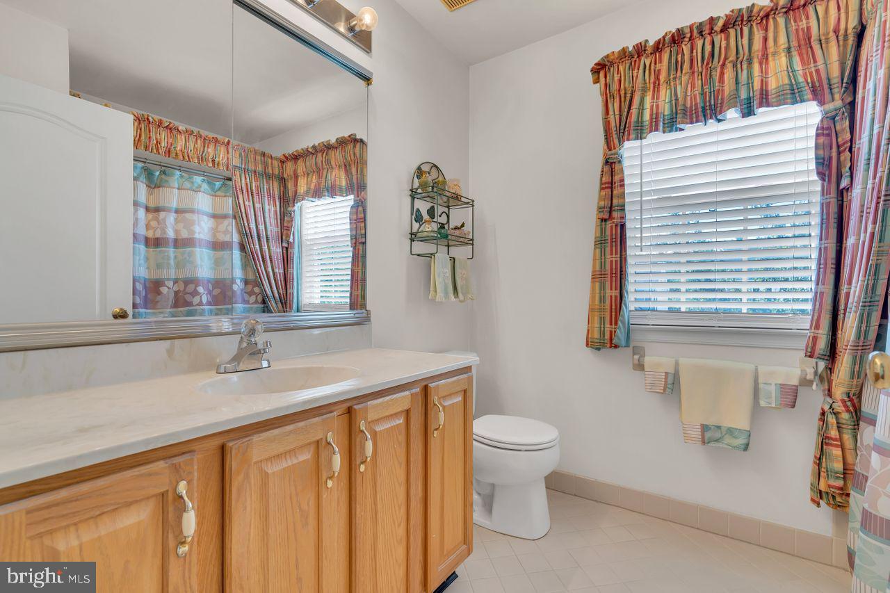31 Granite Road Hightstown, NJ 08520 - Photo 35 of 43 2nd full bath