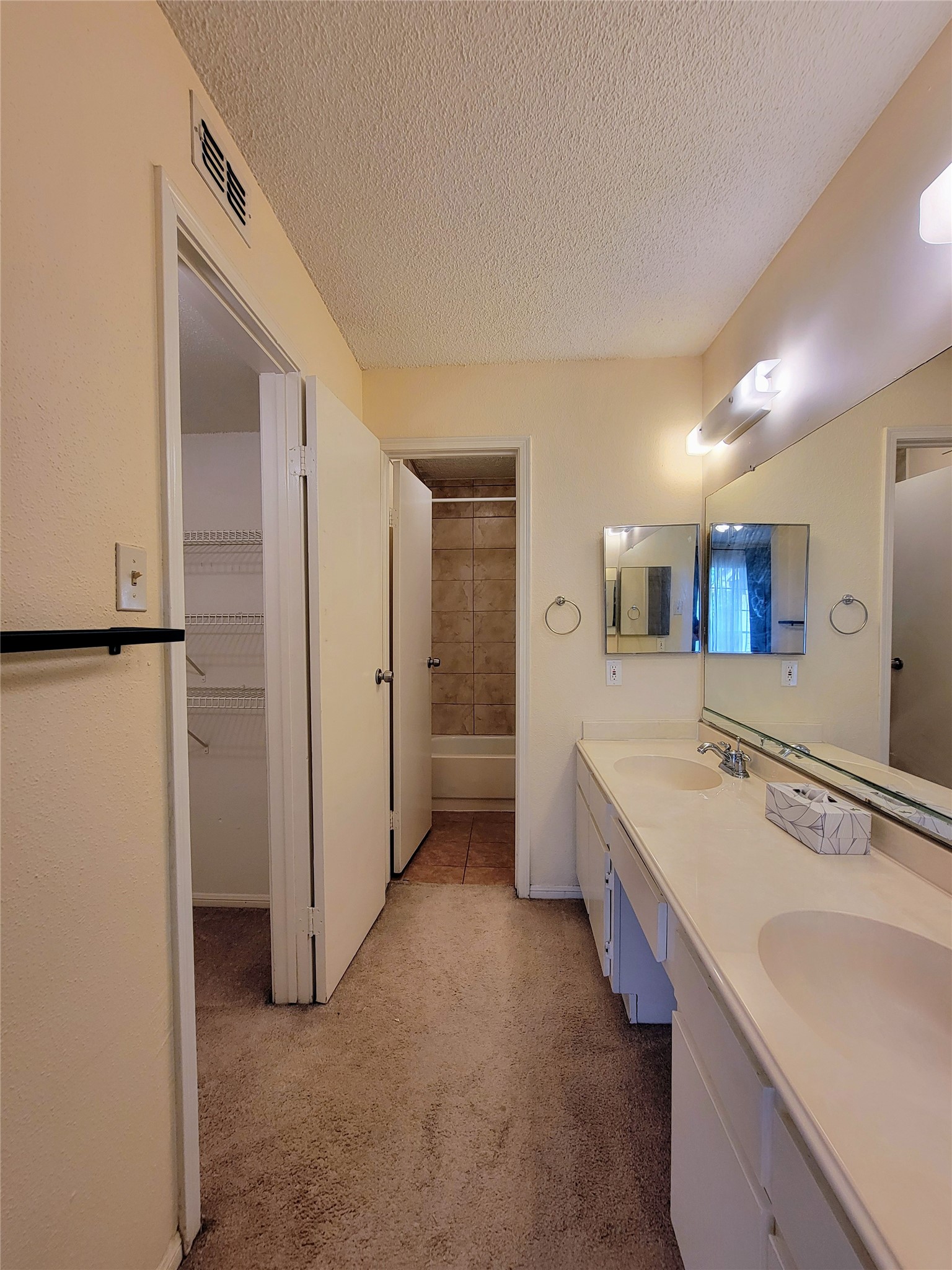 1515 Sandy Springs Road, Unit 1903 Houston, TX 77042 - Photo 14 of 24 Double sink vanity, no need to wait!