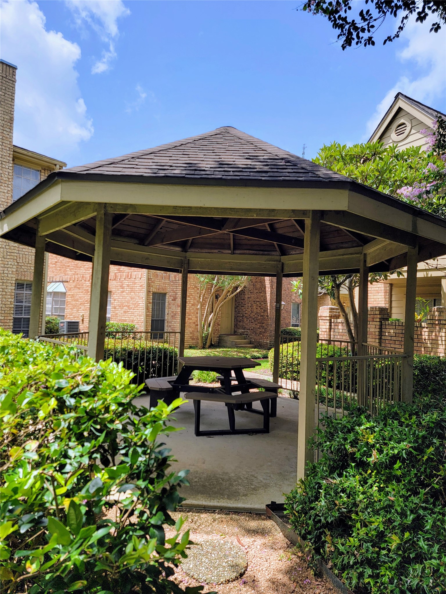 1515 Sandy Springs Road, Unit 1903 Houston, TX 77042 - Photo 21 of 24 Close up to your serene hangout spot.