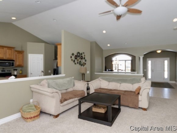 514 Heathrow Lane Rochester, IL 62563 - Photo 5 of 12 Gallery Image 5