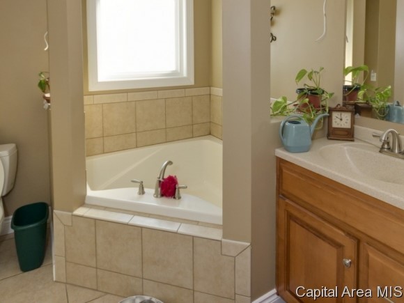 514 Heathrow Lane Rochester, IL 62563 - Photo 8 of 12 Gallery Image 8